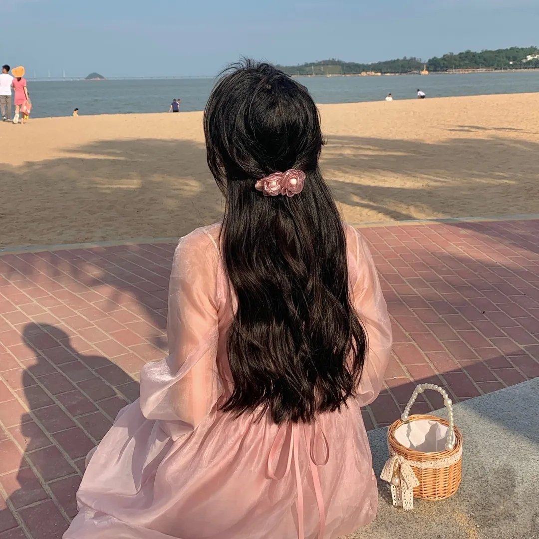 葛妮斯派特洛之风情万种
